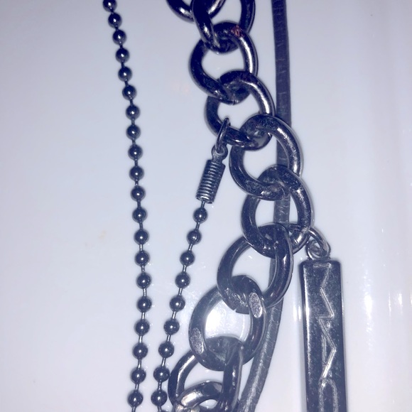 MAC *RARE* 3-Strand Necklace - Picture 2 of 4